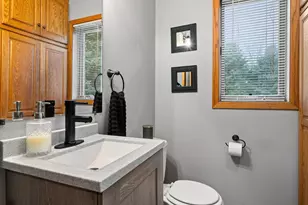 900 Southview Ave, Braham, MN 55006 - Photo 22