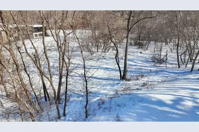 445 Bovey Road, Wayzata, MN 55391 - Photo 2