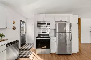 4631 Adair Ave N, Crystal, MN 55422 - Photo 8