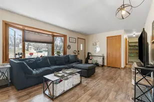 1110 16th St SW, Owatonna, MN 55060 - Photo 6