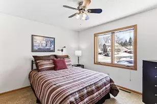 2290 Hillwood Dr E, Maplewood, MN 55119 - Photo 22