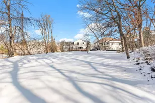 2290 Hillwood Dr E, Maplewood, MN 55119 - Photo 36