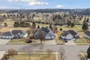 5106 Nicklaus Dr NW, Rochester, MN 55901 - Photo 2