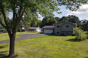 30751 Wallmark Lake Dr, Chisago City, MN 55013 - Photo 2