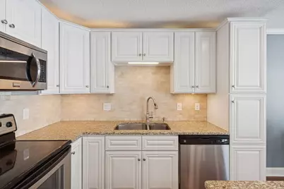 6106 Creek View Trail, Minnetonka, MN 55345 - Photo 12