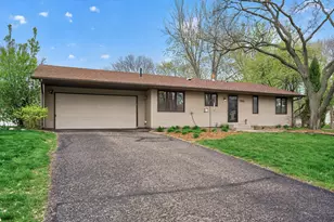 9904 107th Pl N, Maple Grove, MN 55369 - Photo 2