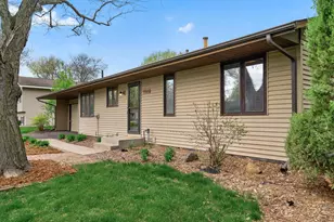 9904 107th Pl N, Maple Grove, MN 55369 - Photo 4