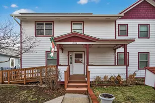 2114 Queen Ave N, Minneapolis, MN 55411 - Photo 1