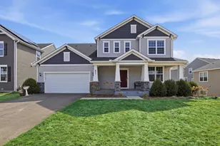 671 Devine Dr, New Brighton, MN 55112 - Photo 2