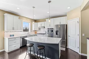 671 Devine Dr, New Brighton, MN 55112 - Photo 16