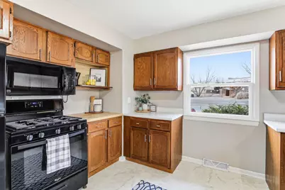 522 Summit Street NE, Columbia Heights, MN 55421 - Photo 6