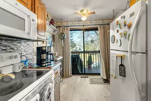 4245 Centerville Rd, Vadnais Heights, MN 55127 - Photo 6