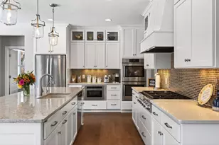 24111 Rice Lake Dr, Lakeville, MN 55044 - Photo 4