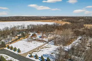 24111 Rice Lake Dr, Lakeville, MN 55044 - Photo 2