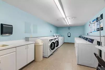 4820 Park Commons Drive #21, Saint Louis Park, MN 55416 - Photo 12