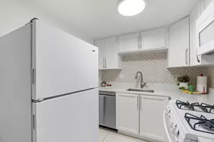 4820 Park Commons Dr, Saint Louis Park, MN 55416 - Photo 20