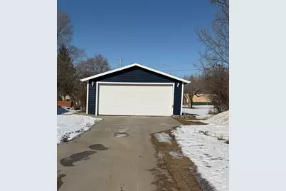 547 3rd Avenue NW, Perham, MN 56573 - Photo 2