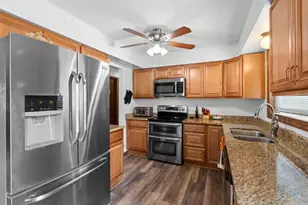 4100 Jordan Ave N, New Hope, MN 55427 - Photo 10
