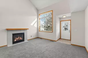 2457 Yellowstone Dr, Hastings, MN 55033 - Photo 6