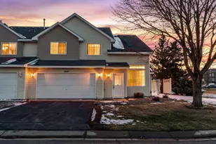 2457 Yellowstone Dr, Hastings, MN 55033 - Photo 1