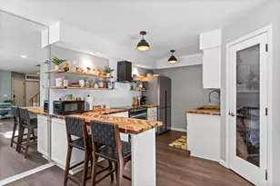 2536 Alabama Ave S, Saint Louis Park, MN 55416 - Photo 2