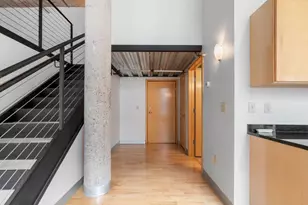 521 S 7th St, Minneapolis, MN 55415 - Photo 4