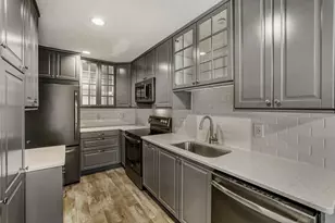 14374 Sorrel Way, Eden Prairie, MN 55347 - Photo 2