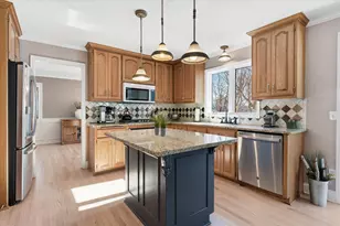 1237 Summit Oaks Dr, Burnsville, MN 55337 - Photo 6