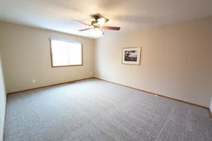 14102 Plymouth Ave, Burnsville, MN 55337 - Photo 10