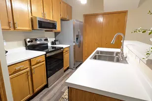 14102 Plymouth Ave, Burnsville, MN 55337 - Photo 4