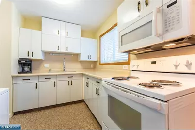 404 Kent Road, Hoyt Lakes, MN 55750 - Photo 4