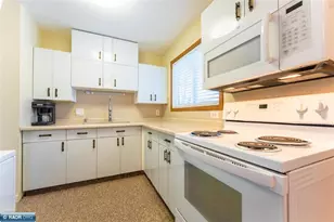 404 Kent Rd, Hoyt Lakes, MN 55750 - Photo 4