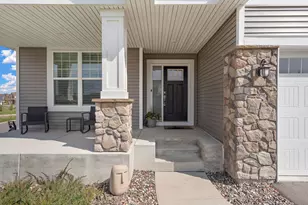 6674 Annabelle Ct, Hamel, MN 55340 - Photo 6