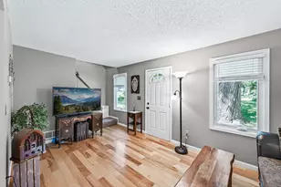 7011 Pleasant View Dr, Mounds View, MN 55112 - Photo 8