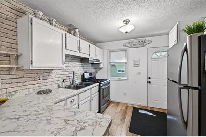 7011 Pleasant View Drive, Mounds View, MN 55112 - Photo 4