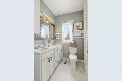 250 W 4th Street, New Richmond, WI 54017 - Photo 22