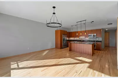 1120 S 2nd Street #813, Minneapolis, MN 55415 - Photo 8