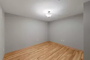 1120 S 2nd St, Minneapolis, MN 55415 - Photo 26