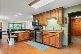 910 E Evergreen St, Isle, MN 56342 - Photo 8