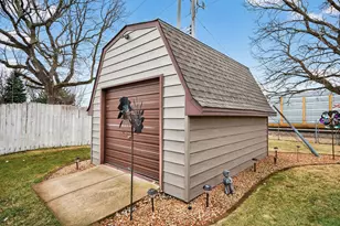 6400 Starlite Cir NE, Fridley, MN 55432 - Photo 32