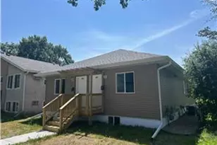 468 Thomas Ave, Saint Paul, MN 55103 - Photo 1