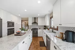 110952 Von Hertzen Ct, Chaska, MN 55318 - Photo 1