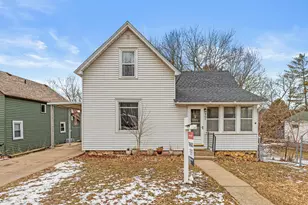 407 N Washington St, Saint Croix Falls, WI 54024 - Photo 2