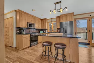 20798 Edgedale Ct, Richmond, MN 56368 - Photo 2