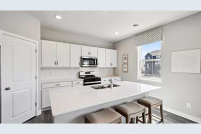 17058 Draper Way, Lakeville, MN 55044 - Photo 8