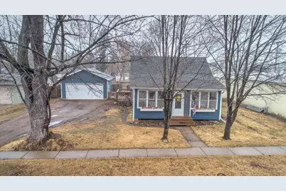 212 Forest Avenue W, Mora, MN 55051 - Photo 2