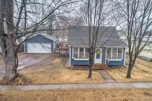 212 Forest Ave W, Mora, MN 55051 - Photo 2