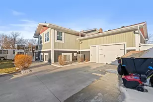 11840 Narcissus St NW, Coon Rapids, MN 55433 - Photo 22