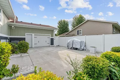 11840 Narcissus Street NW, Coon Rapids, MN 55433 - Photo 12