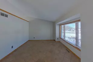 9319 93rd St S, Cottage Grove, MN 55016 - Photo 2